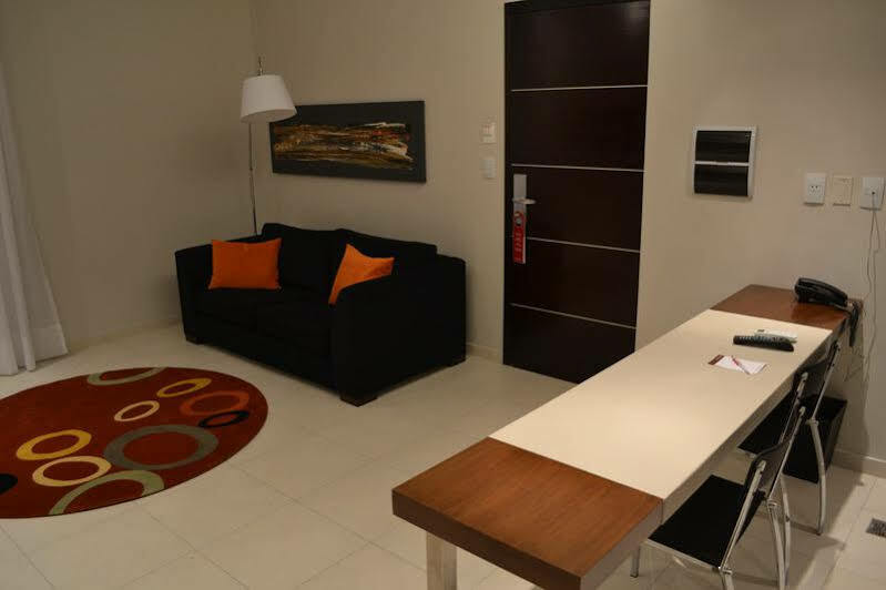 Amerian Tucuman Apart & Suites ซันมิเกลเดตูกูมาน ภายนอก รูปภาพ